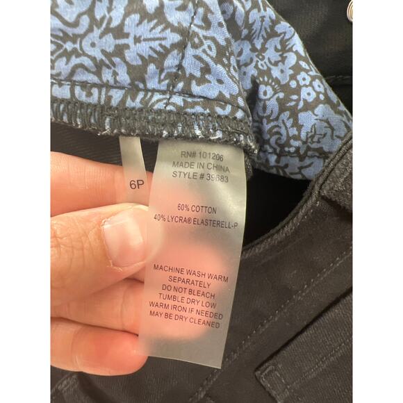 New Soft Surroundings 6 Petite Classic Straight Leg Black Jeans NWT - Picture 4 of 6